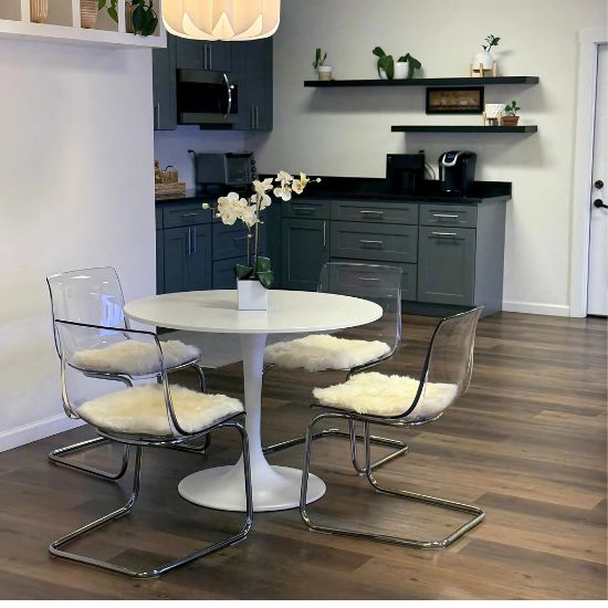 The Luxe Seat